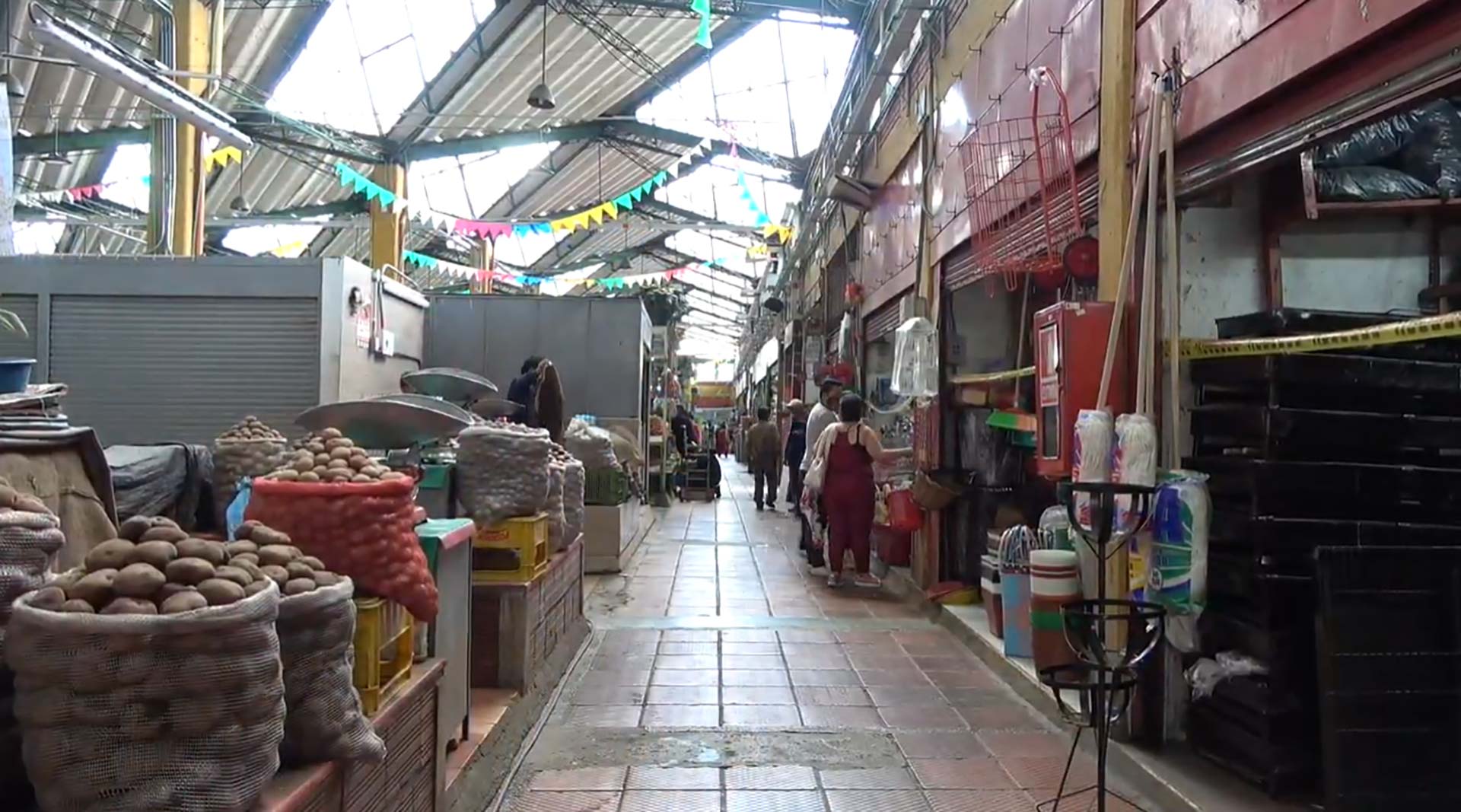 Plaza Distrital de Mercado 20 de Julio