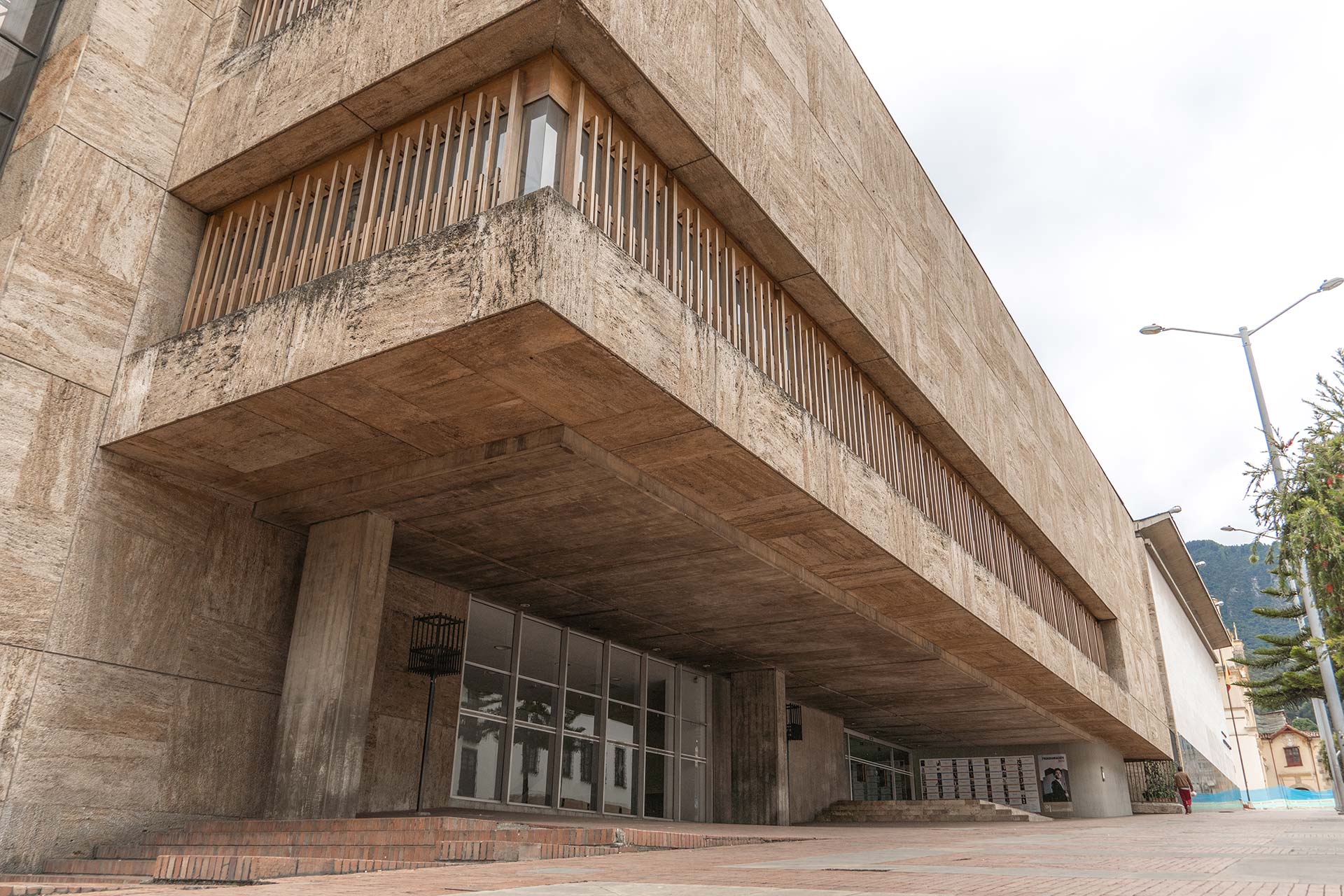 Biblioteca Luis Ángel Arango