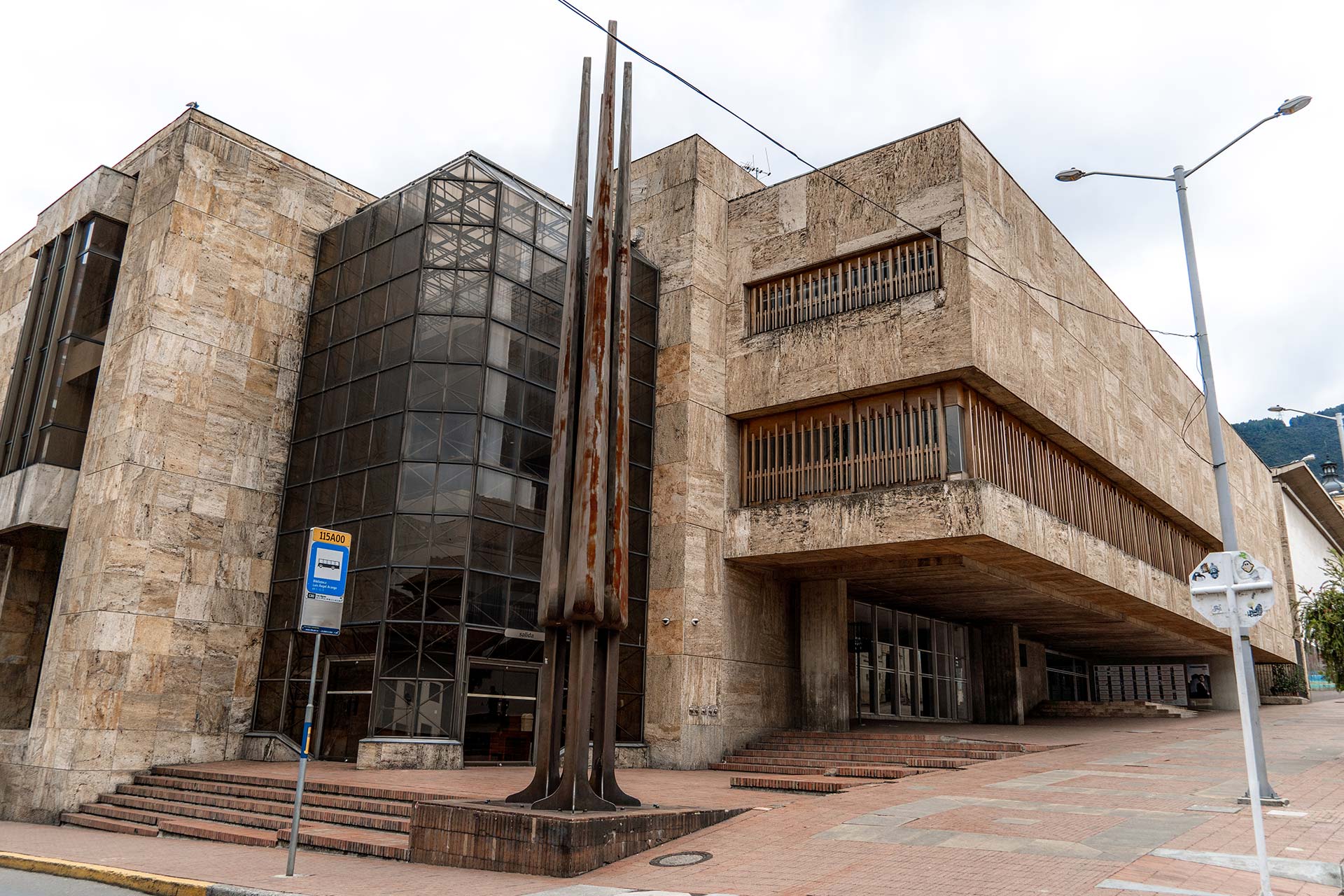 Biblioteca Luis Ángel Arango