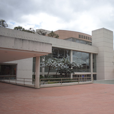 Biblioteca Pública Julio Mario Santo Domingo