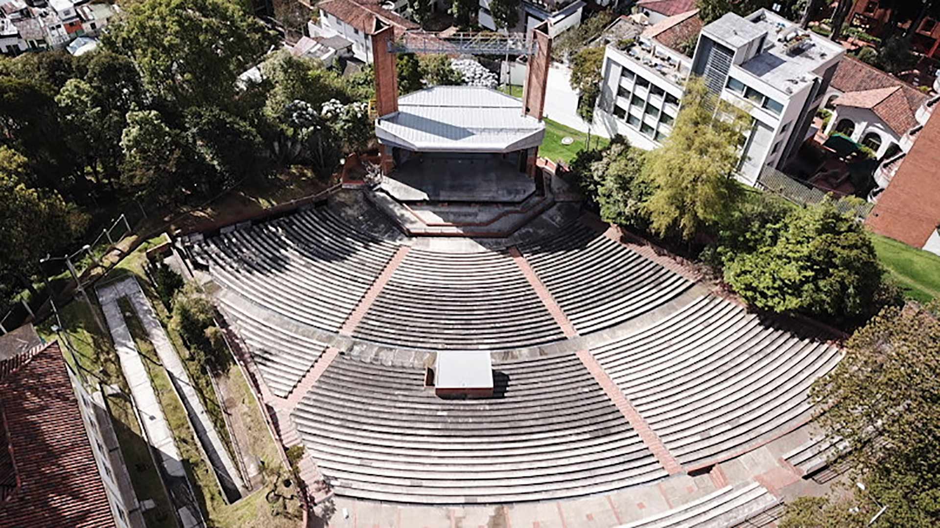 Teatro al aire libre La Media Torta