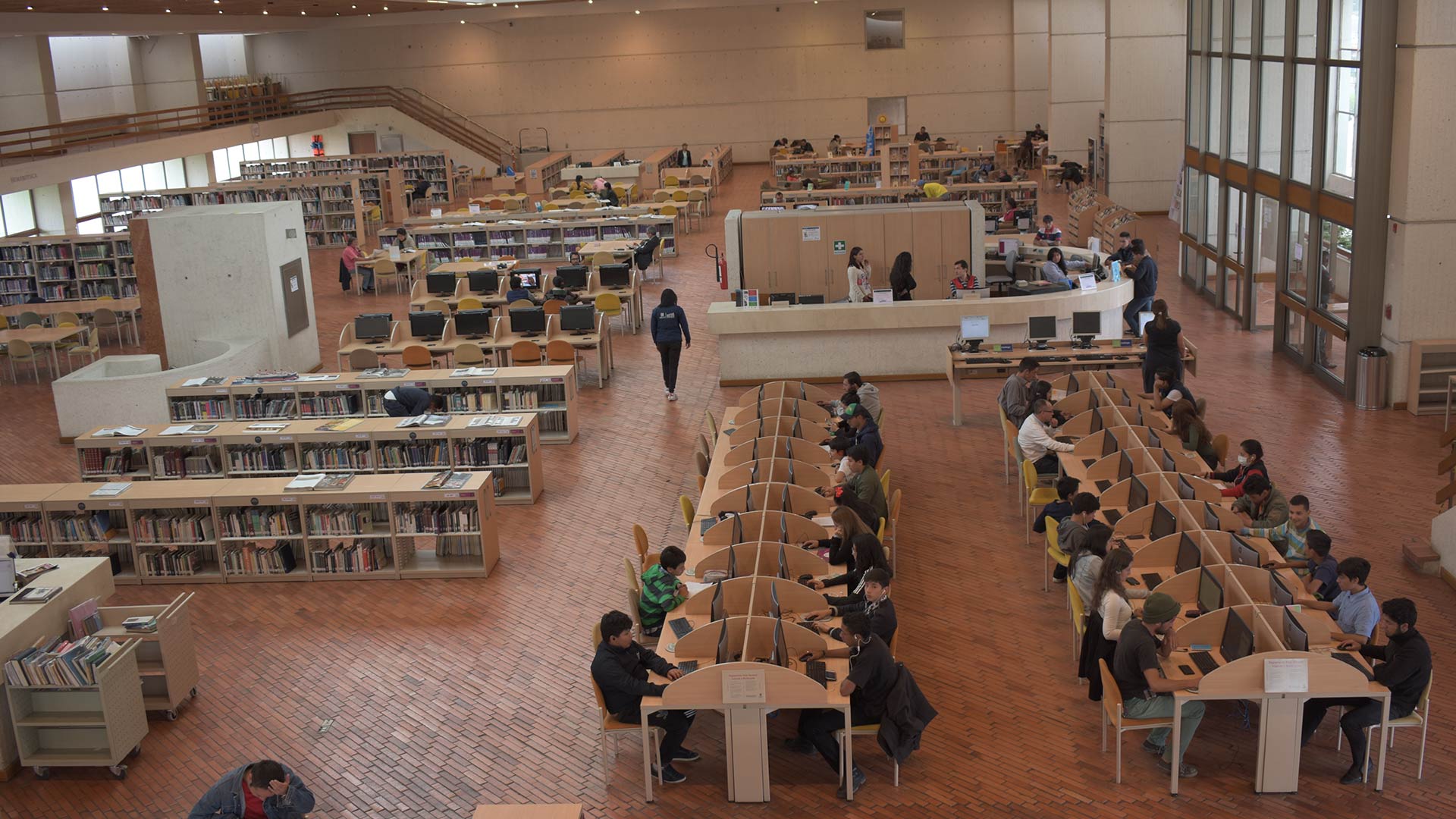 Biblioteca Pública Julio Mario Santo Domingo