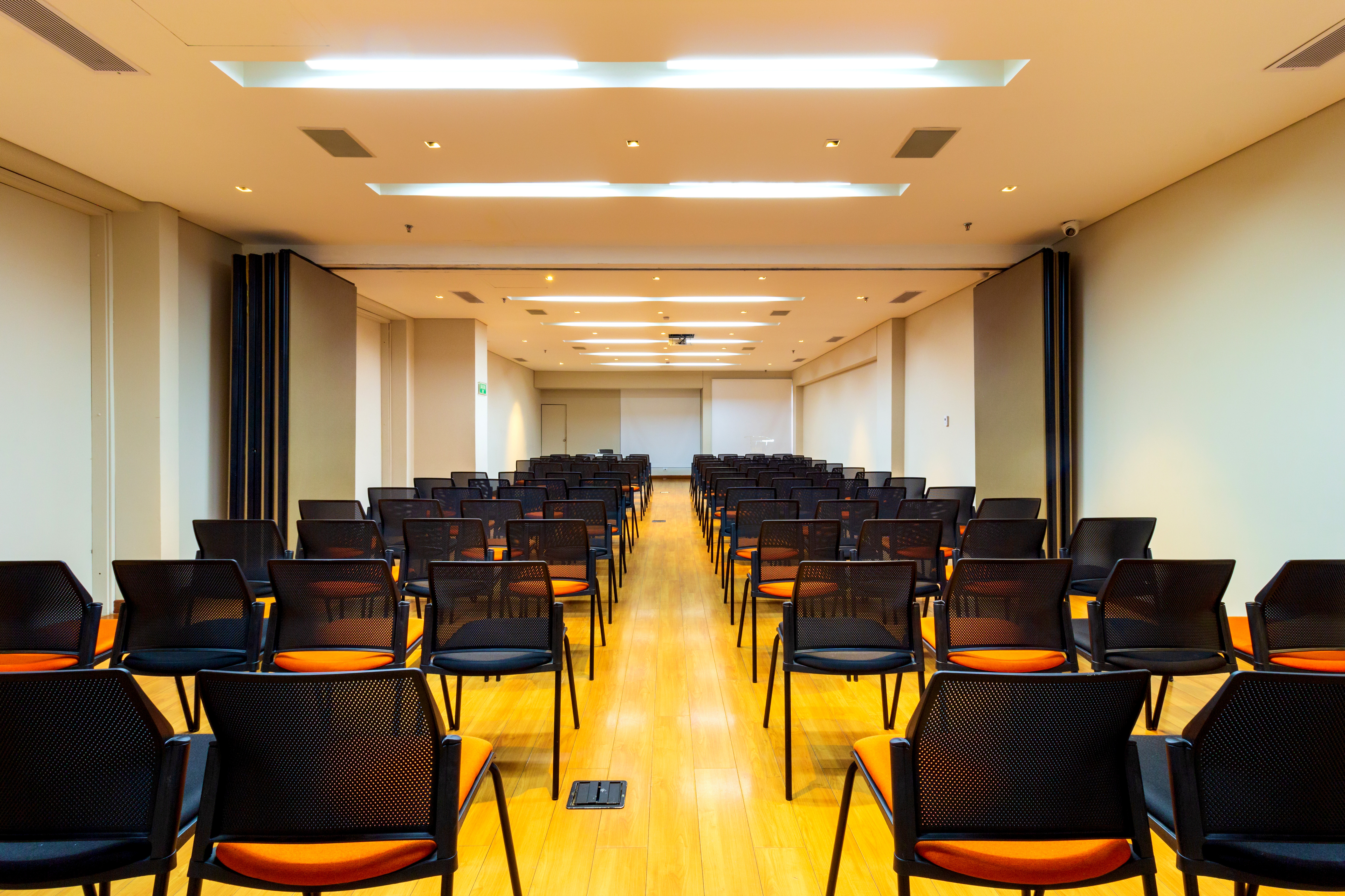 Salón para 120 pax en auditorio