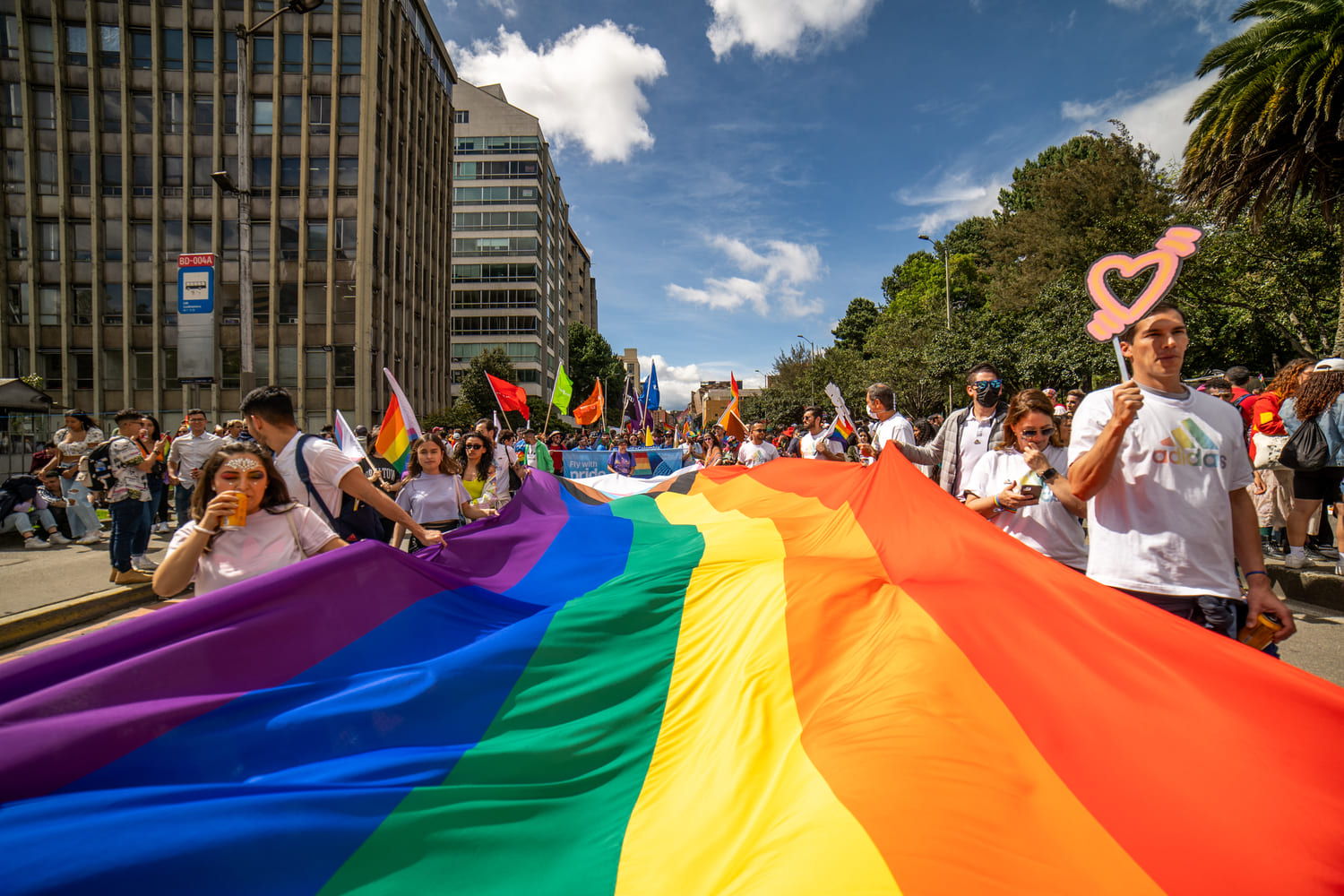 Bogotá los recibe a todes