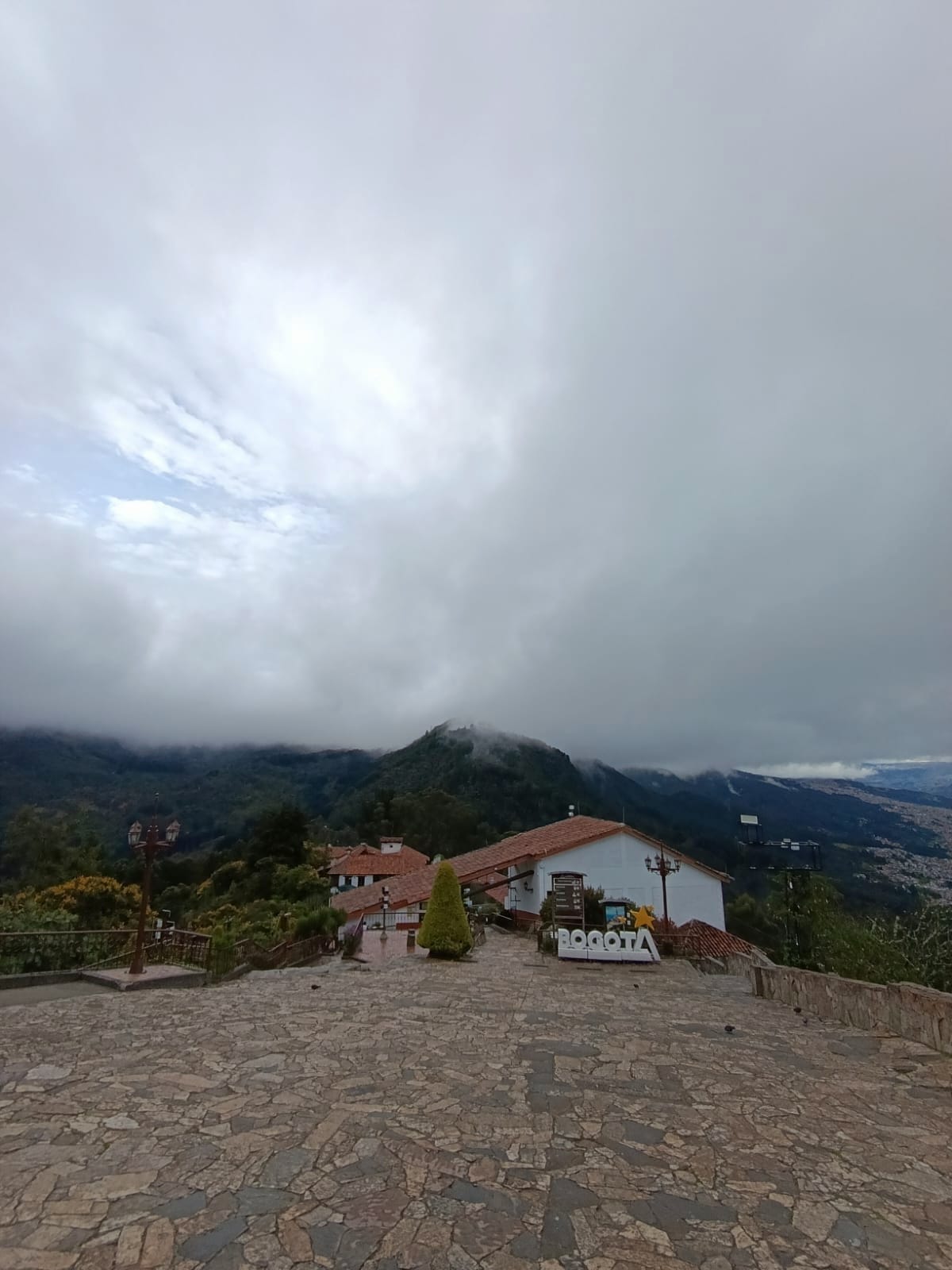 ¡Atrévete a vivir el Desafío Monserrate!