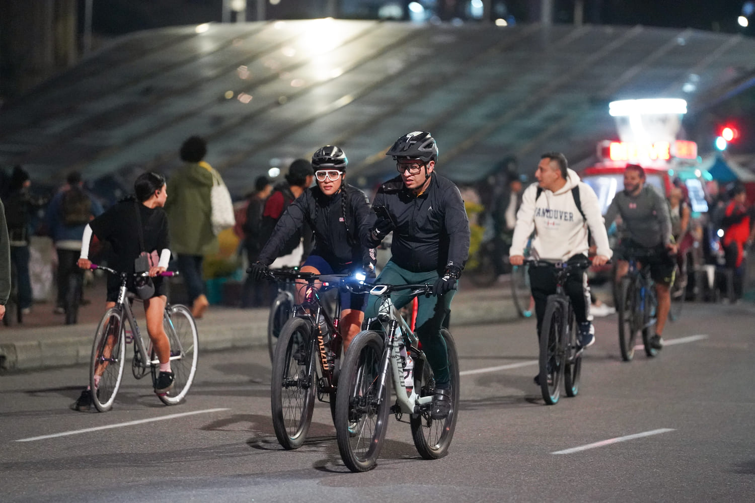 Ciclovía nocturna de verano