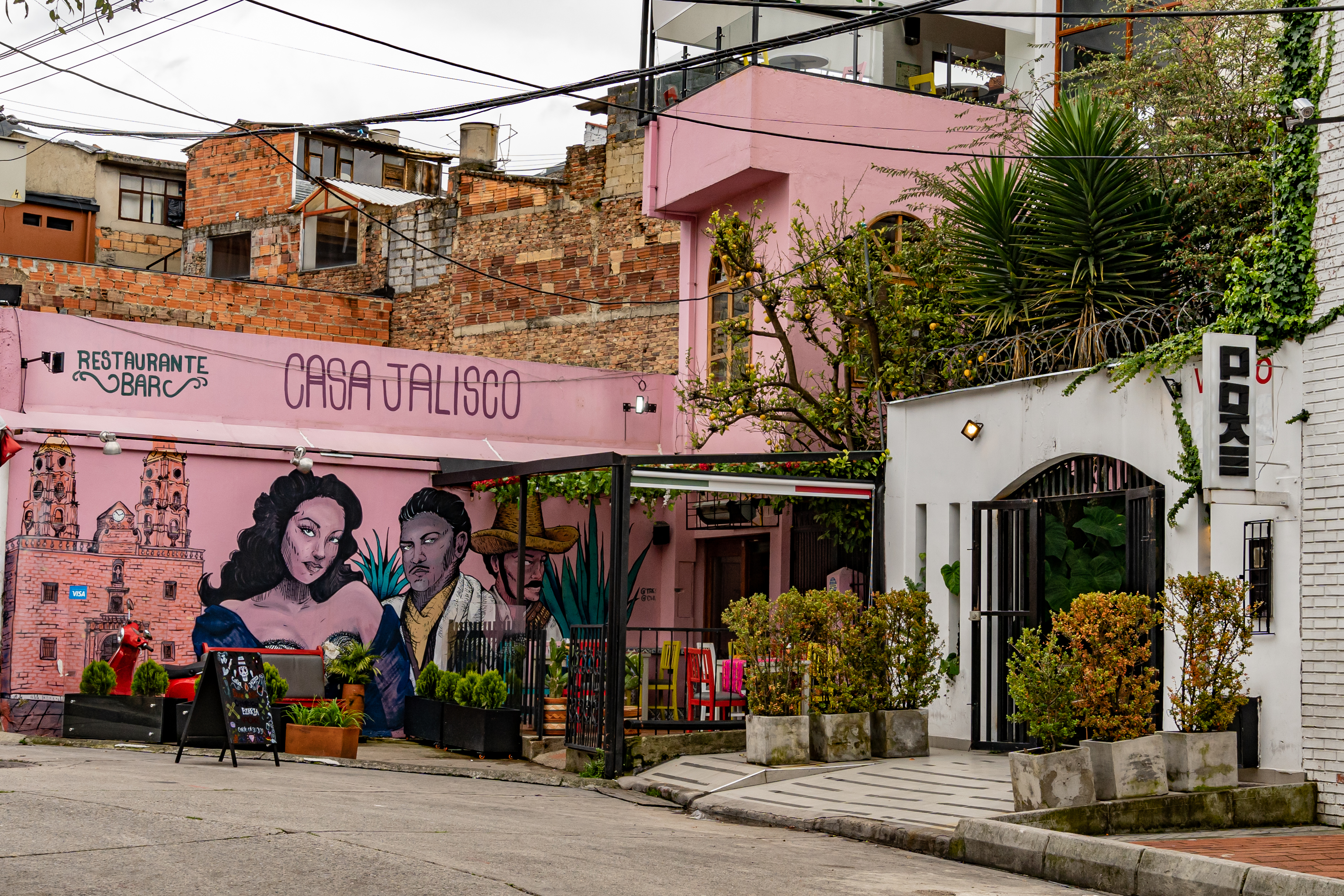 The Usaquén's gastronomic offer is known for its variety of Latin and international dishes found as you walk through its streets. Photo by Stefanía Álvarez -IDT