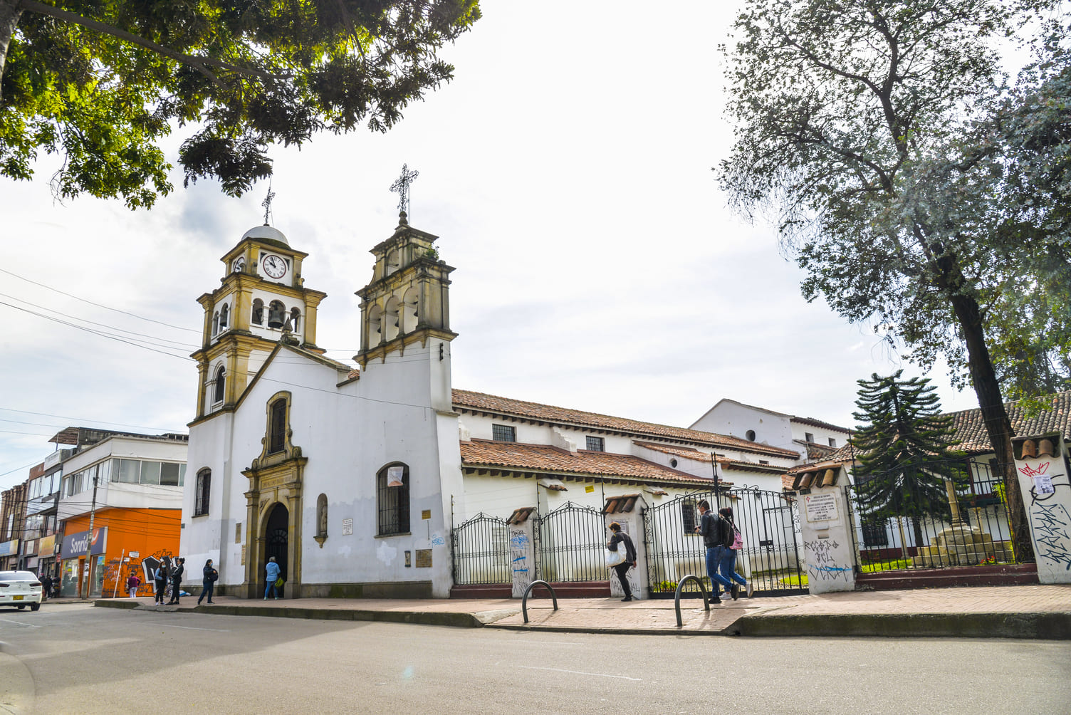 Foundational Square of Fontibón