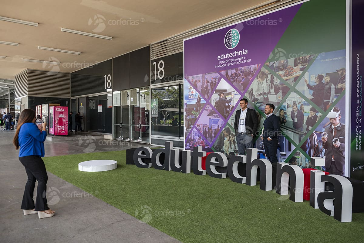 EDUTECHNIA