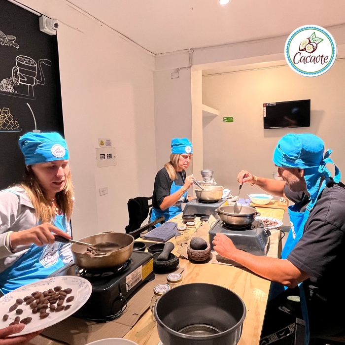 ¡Ven y transforma el cacao como nuestros ancestros! 