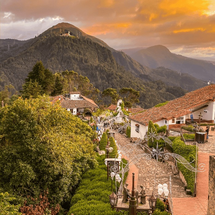 Museos y Monserrate: Una Escala Mágica en Bogotá