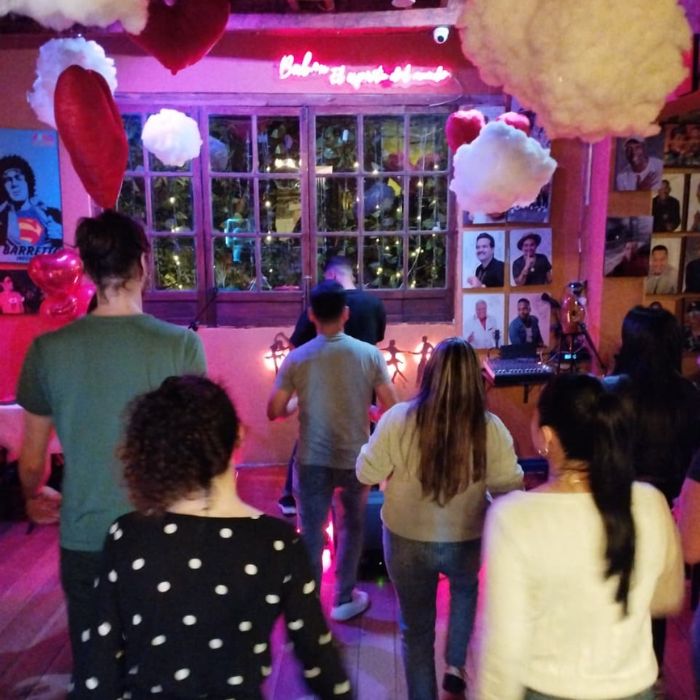  Jueves de noche en Colombia