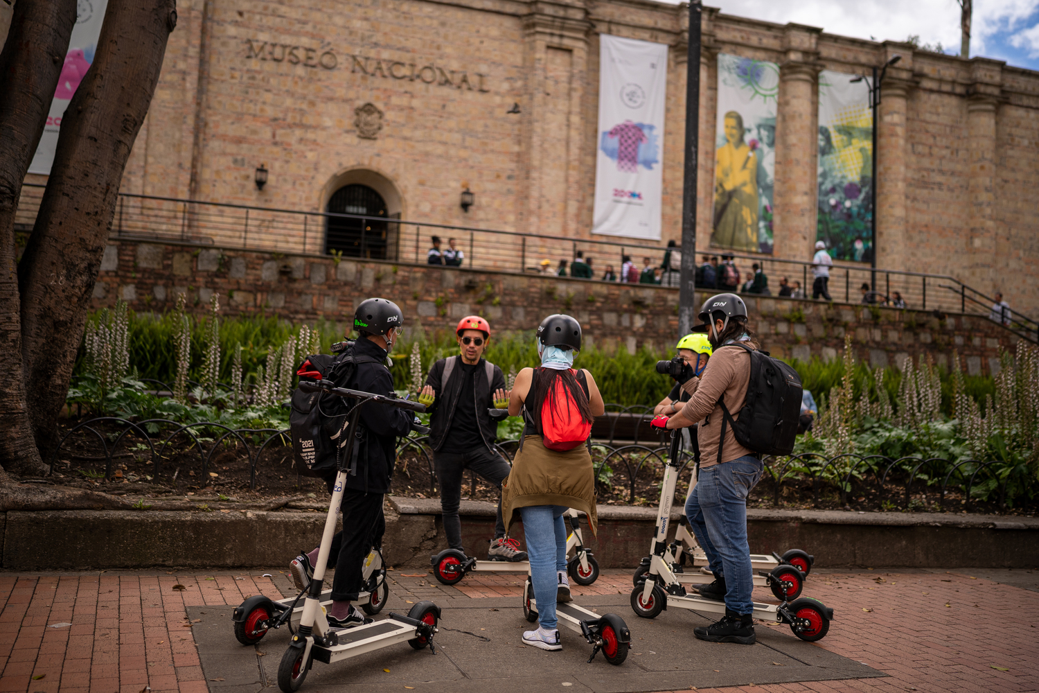 Tour among selfies and stories through the Historic Center. Photo by Diego Cuevas - IDT