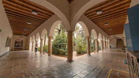 El Museo Colonial conserva importantes piezas de arte religioso y otras obras de arte de la sociedad capitalina. Foto: IDT.