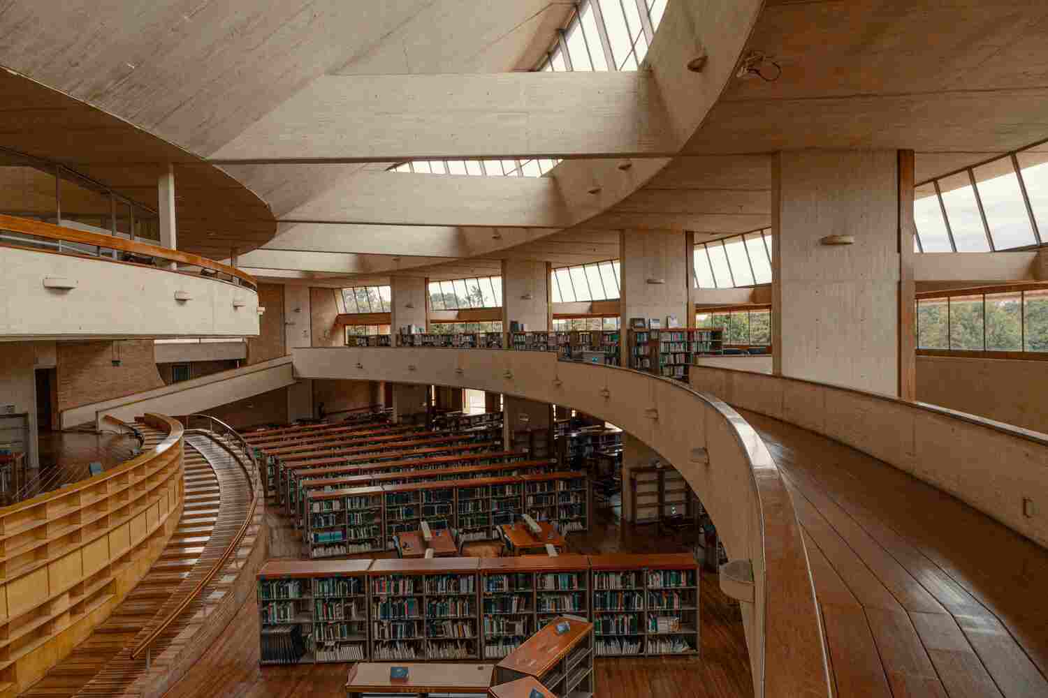 cinco-bibliotecas-que-no-te-puedes-perder-en-tu-visita-a-bogota-