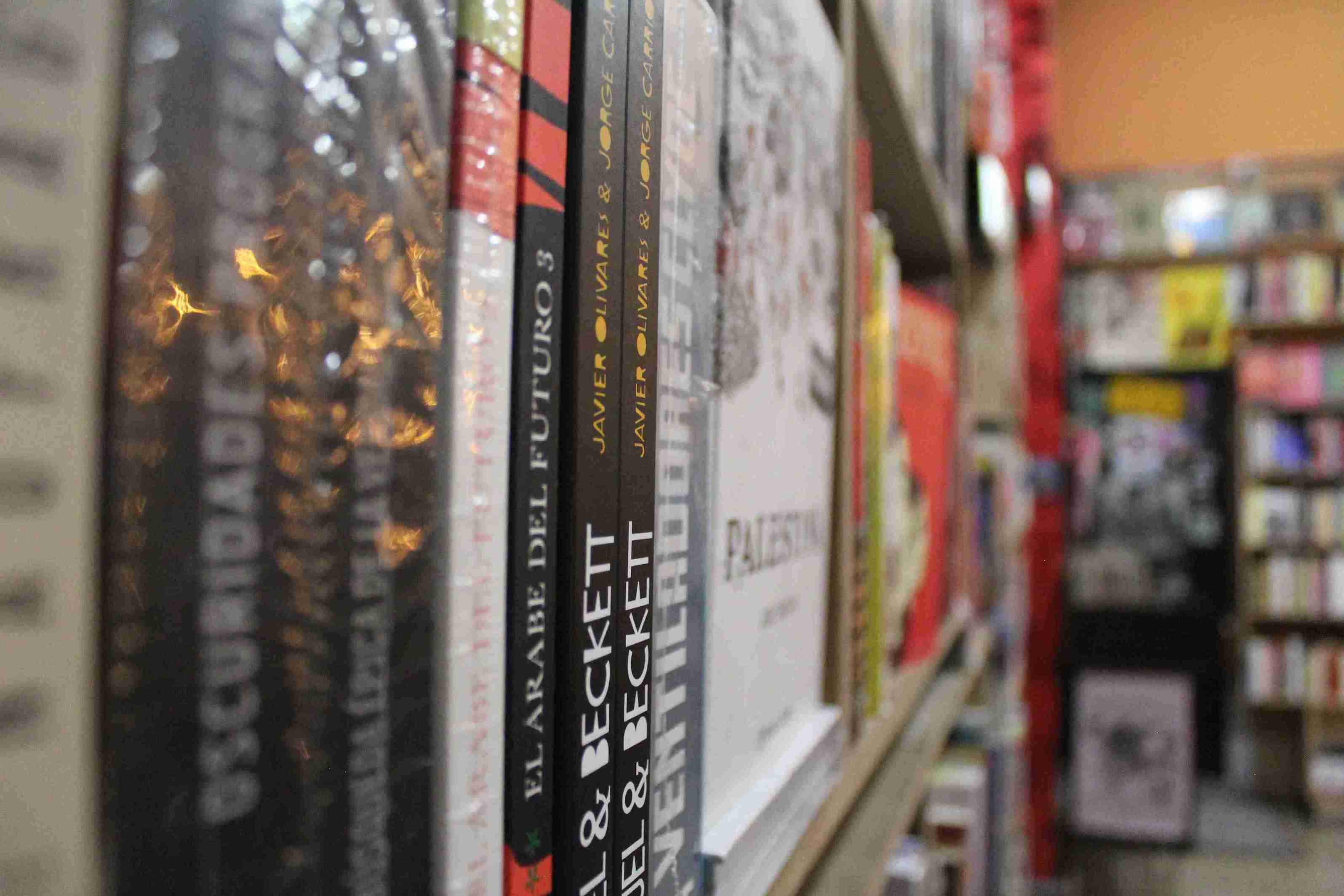 Librería la Valija de Fuego