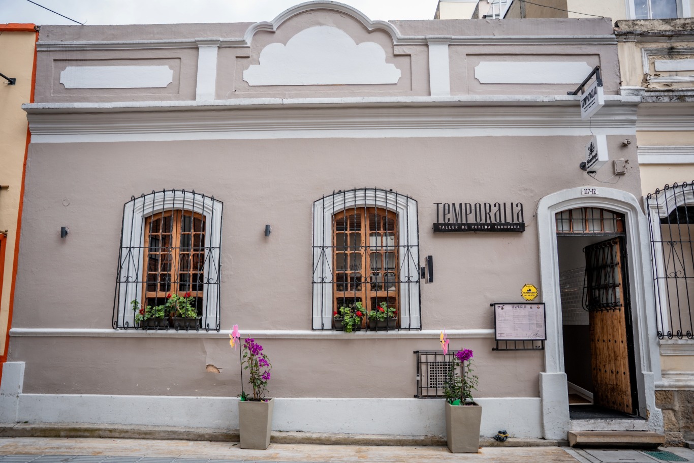 Usaquén’s culinary scene is best discovered by strolling through its charming streets and charming places. Photo: SDDE