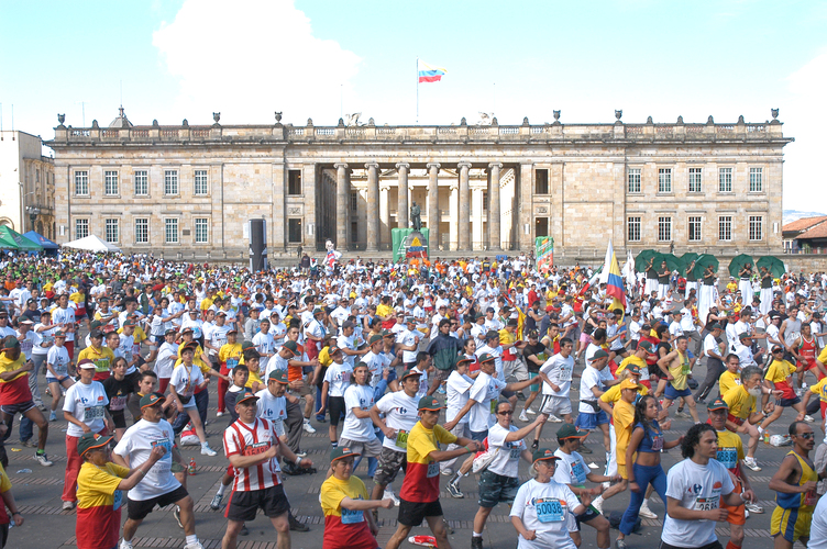 la-media-maraton-de-bogota-celebra-25-anos-de-historia--pasion-y-resistencia