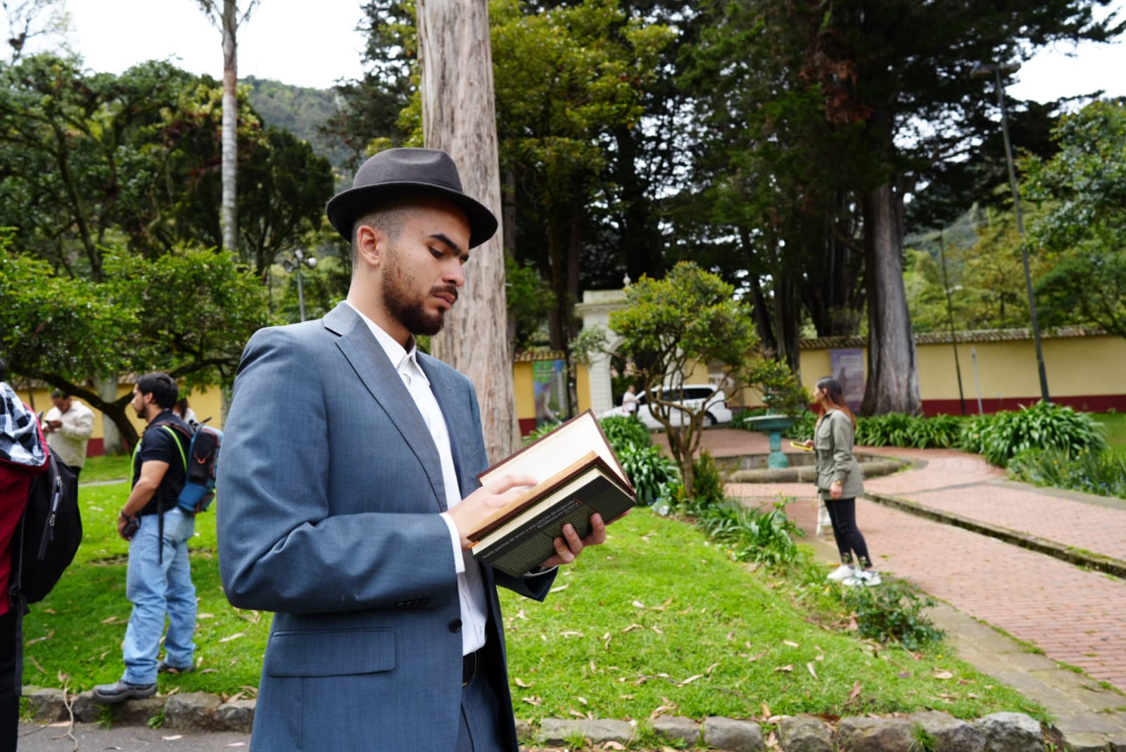 ‘El frío me obligaba a pensar con más claridad’, se oye mientras el tranvía inicia su ruta. Foto: Kevin Molano - IDT