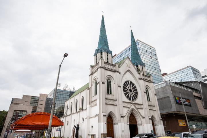 ruta-de-los-santuarios-emblematicos-en-chapinero--una-travesia-de-fe--arte-y-espiritualidad