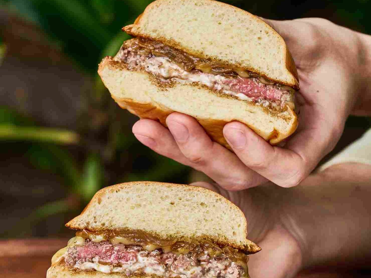 es-la-excusa-perfecta-para-reunirse-y-celebrar-la-buena-mesa-en-bogota--burgerville-2026--el-festival-que-transformo-la-hamburguesa