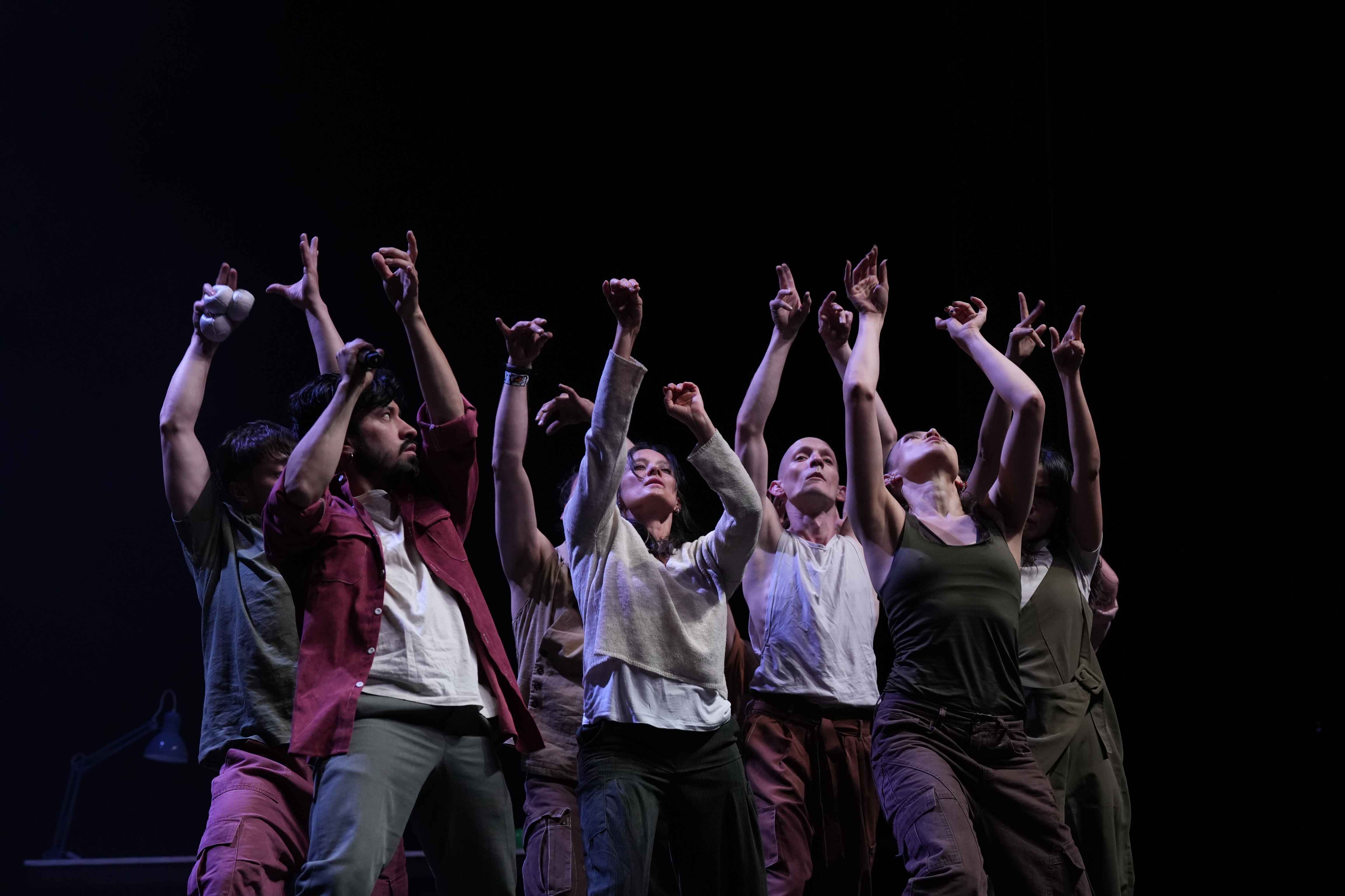 Arquitectura de un vacío – Soundpainting es una obra que integra música, danza, teatro y mapping. Foto: John Gaitán - Secretaría de Cultura, Recreación y Deporte.