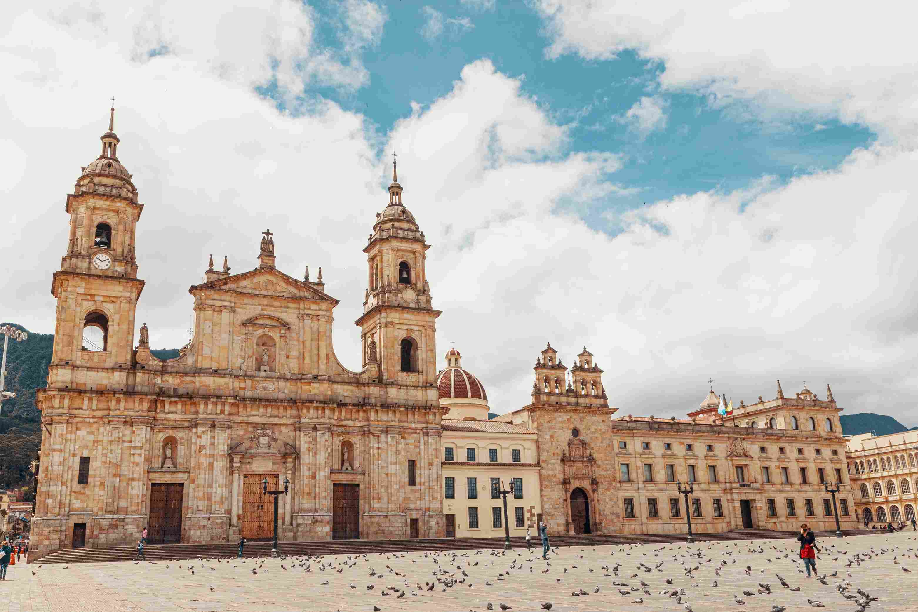 Primatial Cathedral of Colombia, located at Bolívar Square in Bogotá. Photo: Ricardo Baéz – IDT Archive